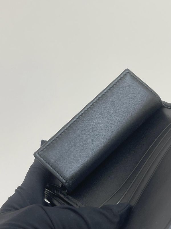 【全新品】MIUMIU Matelassé 對開短夾 