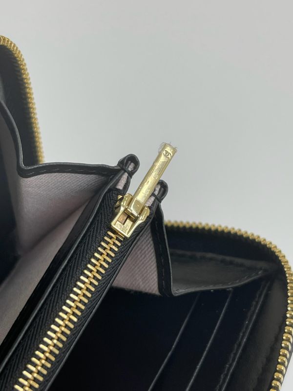 【全新品】CHANEL 26A 蘋果琺瑯拉鍊長夾 