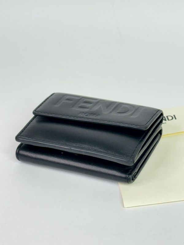 【85成新】FENDI 微型三摺疊皮夾 