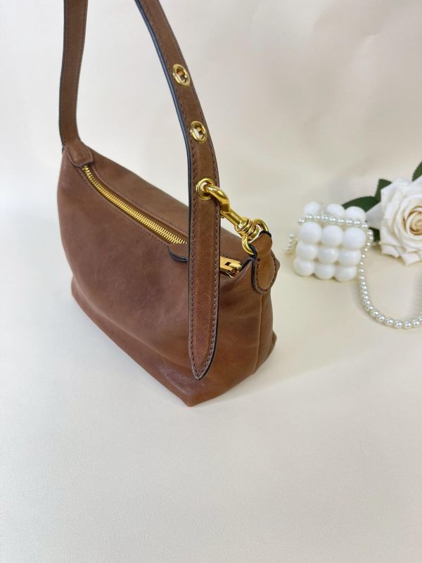 【9成新】MIUMIU 皮革飯盒包 