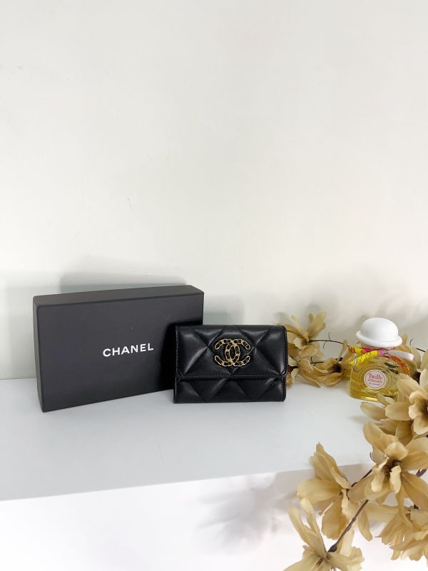 【分期0利率】CHANEL 19口蓋卡包【88成新】 
