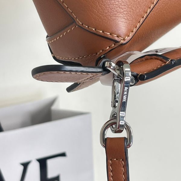 【12期0利率】LOEWE MINI  PUZZLE 焦糖色【24年台灣購證】【99成新】 