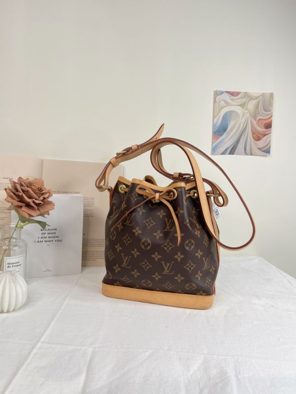 【分期0利率】LV NOE BB 水桶包【9成新】 