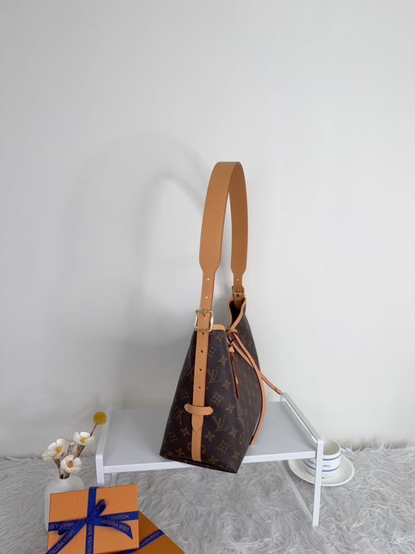 【分期0利率】LV CARRY ALL PM【全新品】 