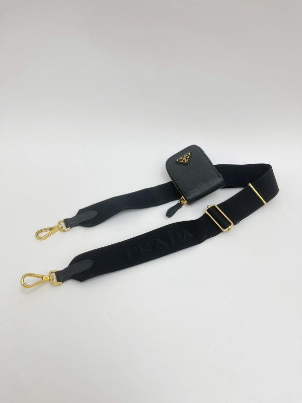 【95成新】Prada Re-Edition 2005 Saffiano HOBO 