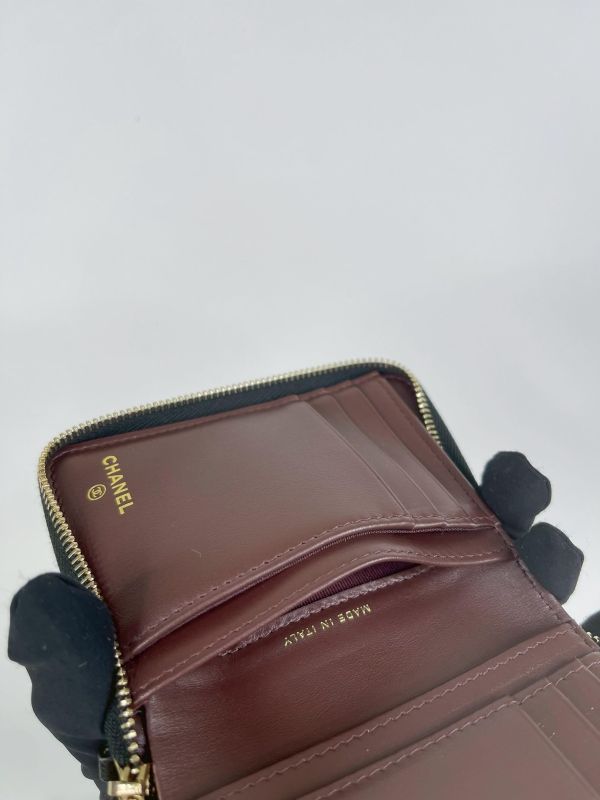 【全新品】CHANEL 魚子醬拉鍊對開短夾 