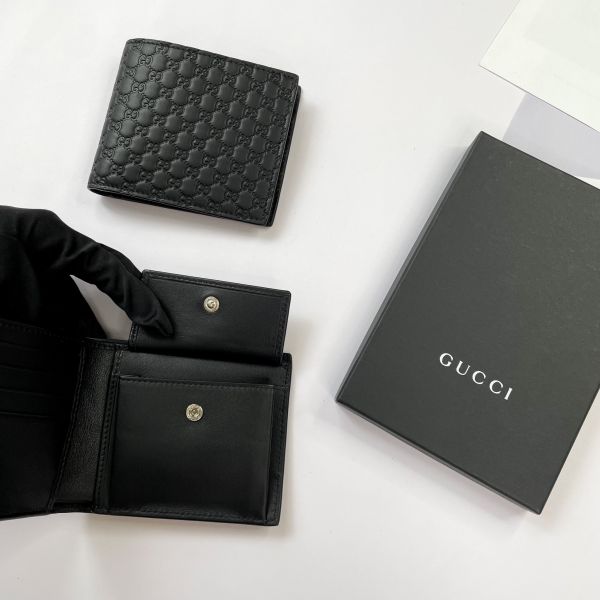 【12期0利率】【全新品】GUCCI經典滿版牛皮雙 G 壓紋零錢短夾【現金價11800】 