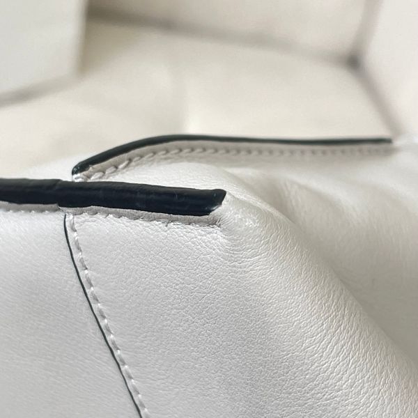 【12期0利率】LOEWE MINI Flamenco clutch【23年3月英國購證】【95成新】 