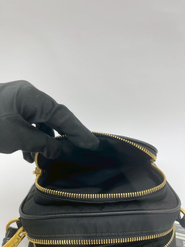【95成新】PRADA 尼龍迷你相機包 