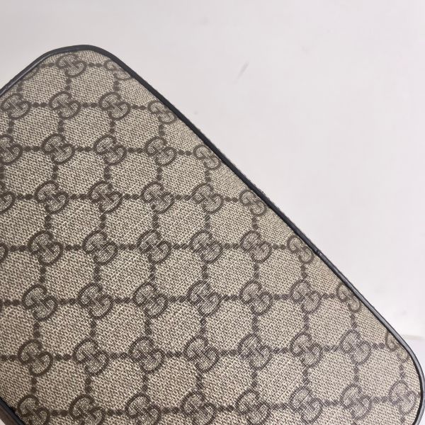 【12期0利率】GUCCI GG Superme 老虎LOGO相機包【9成新】 