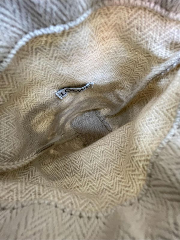 【9成新】LOEWE CUTOUT POCKET 水桶包 