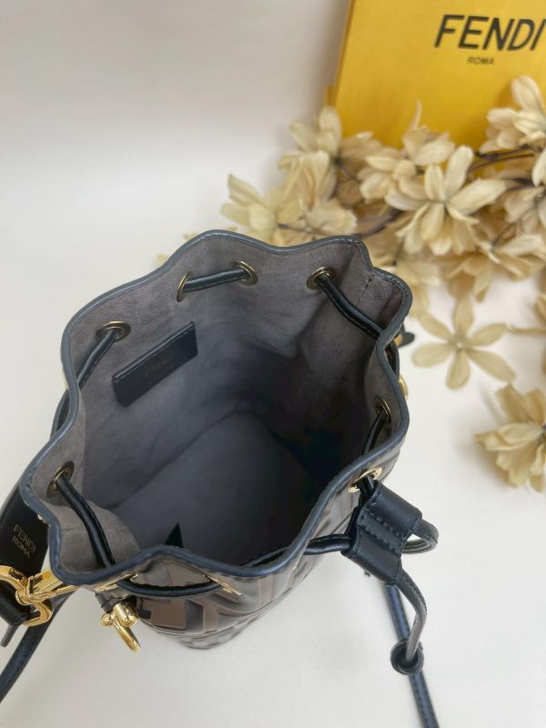 【95成新】FENDI Mon Treso 水桶包 