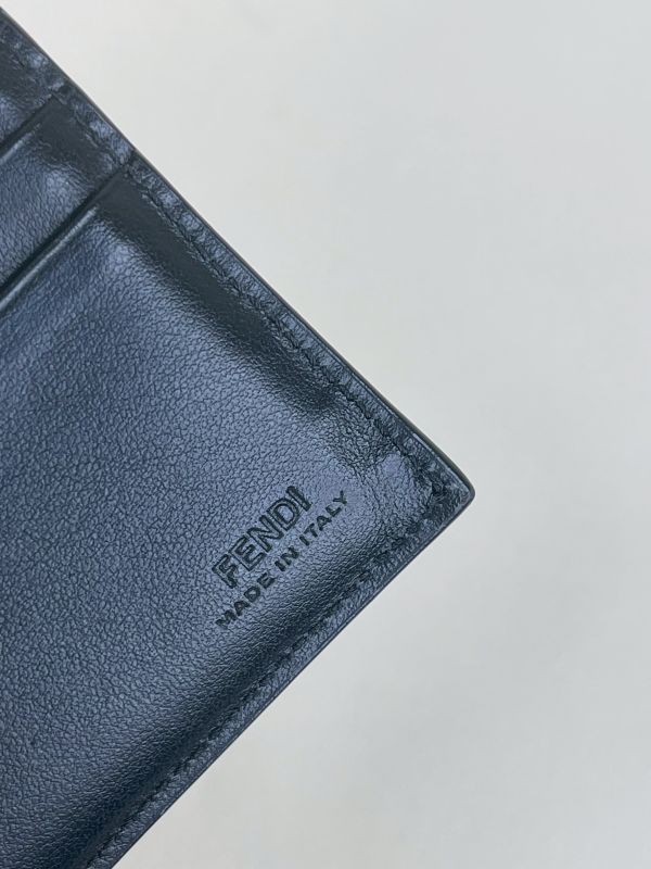 【分期0利率】FENDI 雙色拼接8卡短夾 【9成新】 