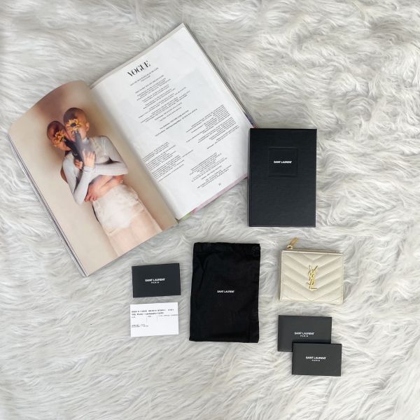 【12期0利率】YSL MONOGRAM粒面壓紋皮革兩摺錢包 【9成新】 