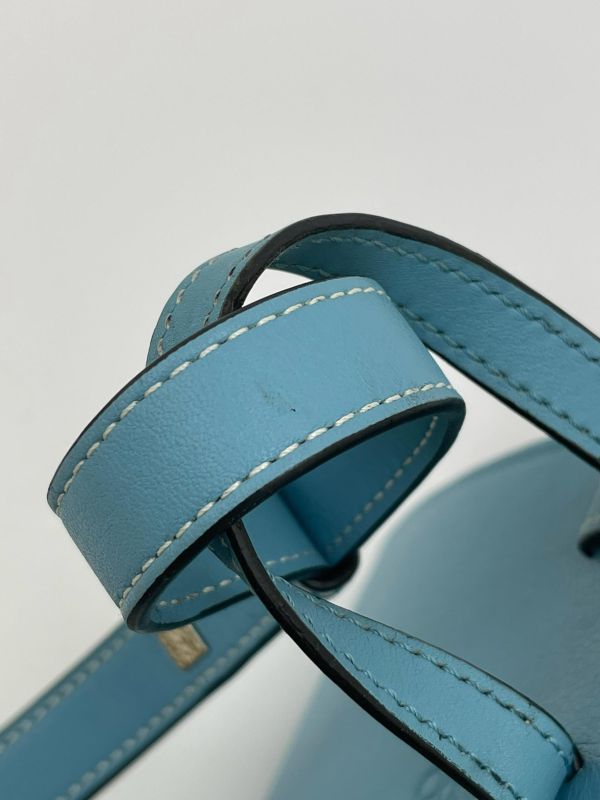 【95成新】LOEWE Mini Hammock 小牛皮 