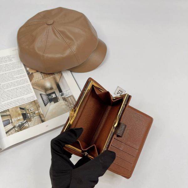 【12期0利率】LV  VTG老花零錢蝴蝶扣中夾【95成新】 