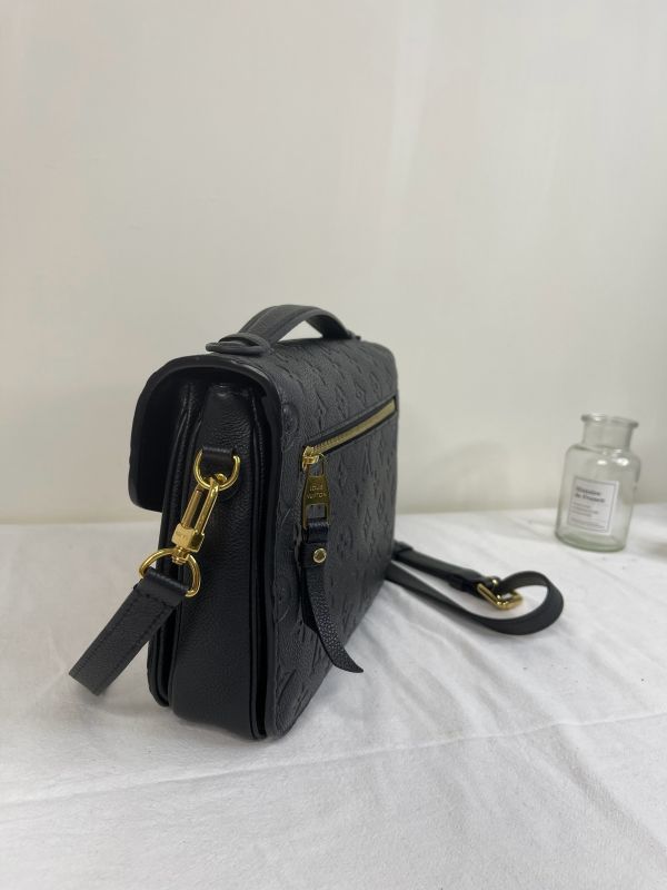 【分期0利率】LV Pochette Métis【9成新】 