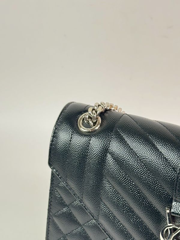 【分期0利率】YSL 粒面绗縫皮革中號信封包【95成新】