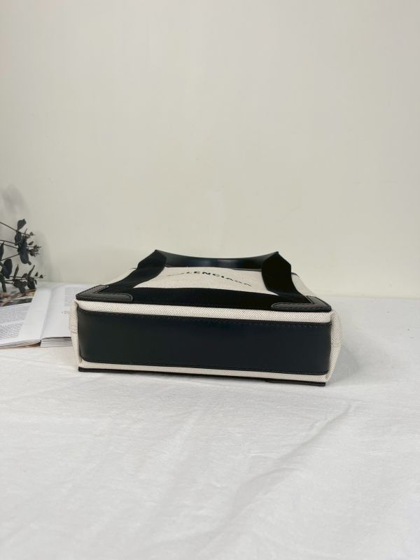 【分期0利率】Balenciaga Navy Cabas XS(背帶款)【99成新】 