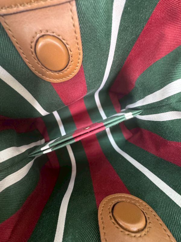 【分期0利率】GUCCI GG Emblem系列小號水桶包 【99成新】 