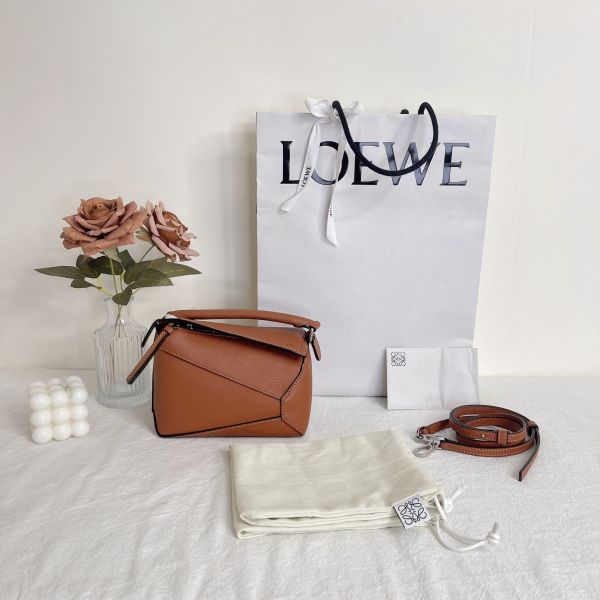 【12期0利率】LOEWE MINI  PUZZLE 焦糖色【24年台灣購證】【99成新】 