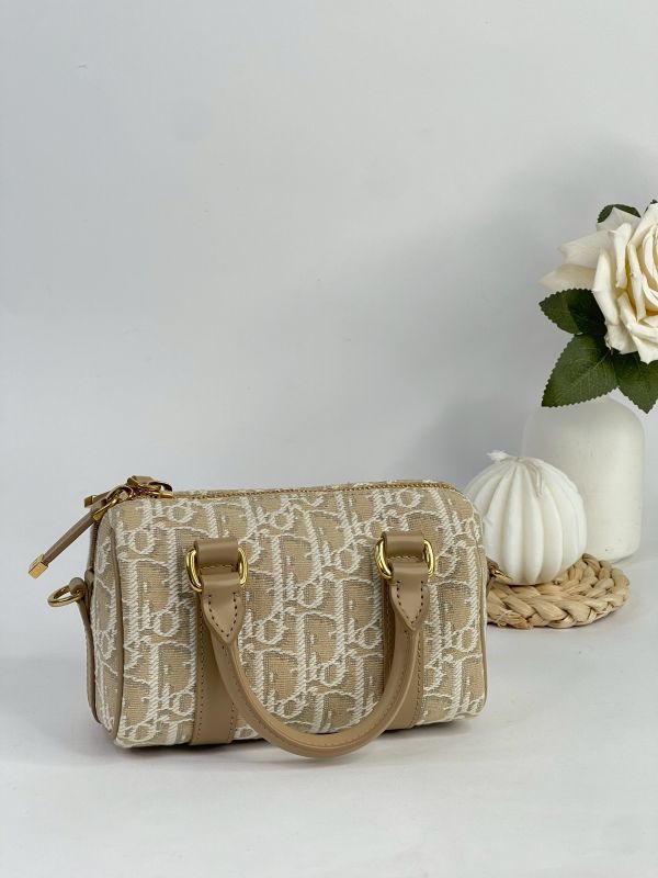 【99成新】DIOR Groove 17 