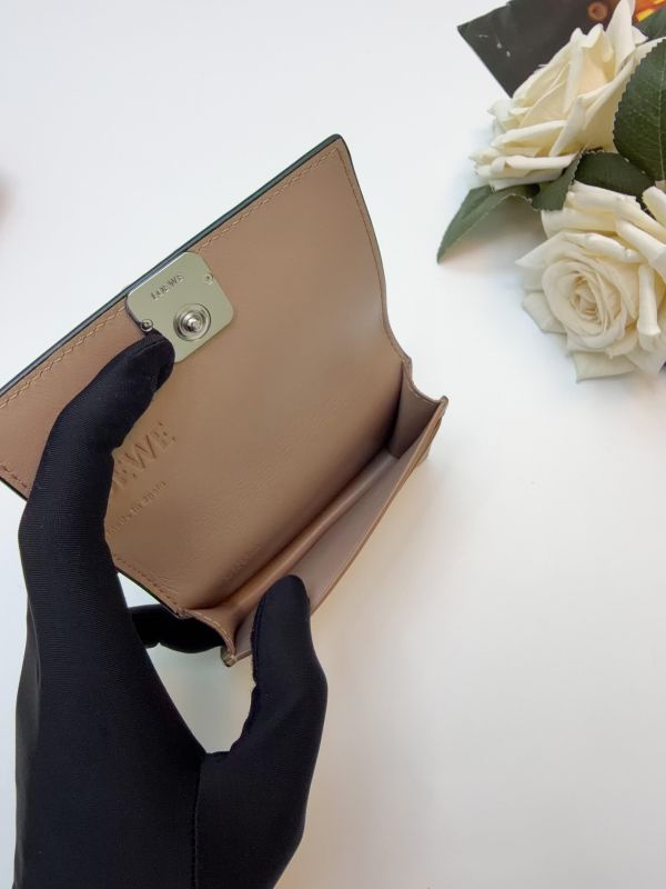 【99成新】LOEWE 鵝卵石紋小牛皮 Anagram 名片夾 