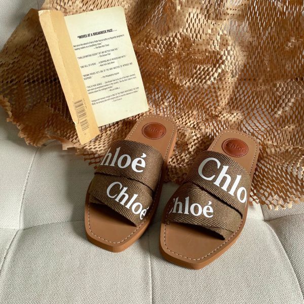 【12期0利率】【全新品】Chloé  橄欖綠繃帶字母拖鞋 現金價9300 