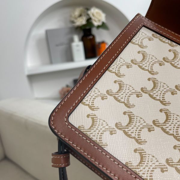 【12期0利率】CELINE 白老花 ENVELOPPE 手袋 【9.9成新】 