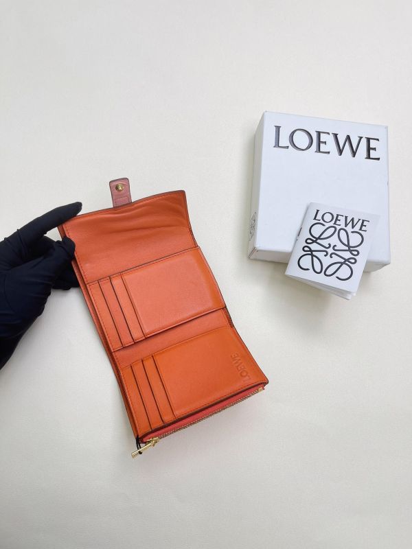 【9成新】LOEWE 粒面小牛皮小號豎款皮夾 