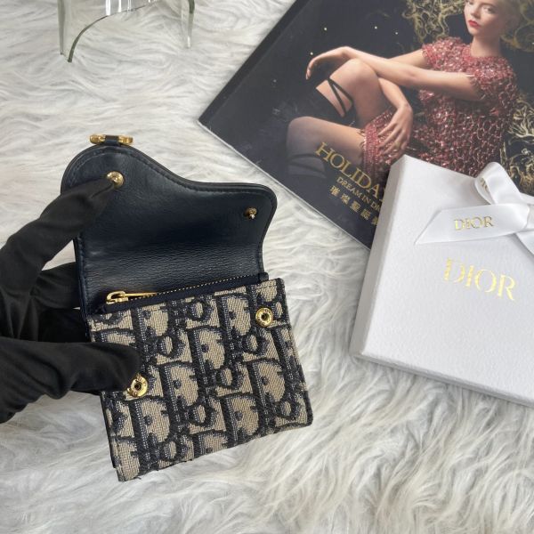【12期0利率】DIOR SADDLE LOTUS 老花三折短夾【85成新】 