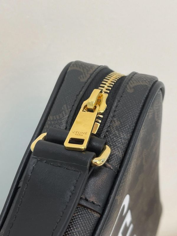 【99成新】CELINE Horizontal 相機包 