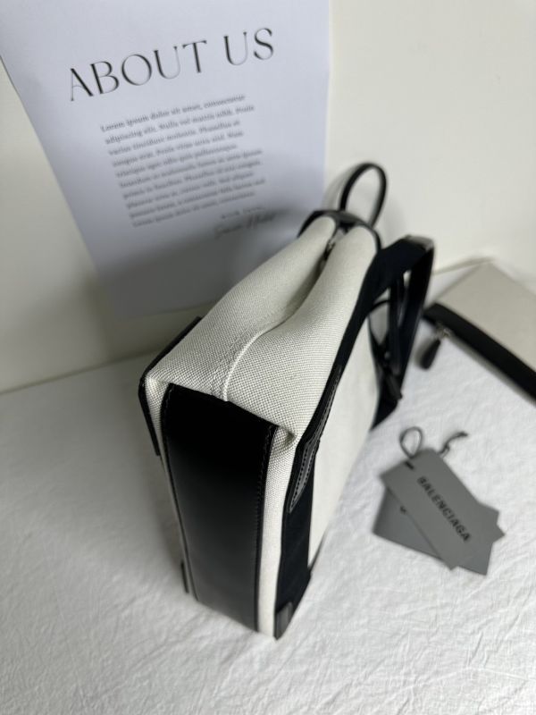 【12期0利率】Balenciaga Navy Cabas XS(背帶款)【99成新】 