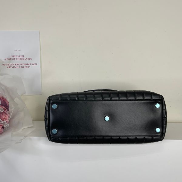 【分期0利率】YSL LOULOU大號肩背包【99成新】 