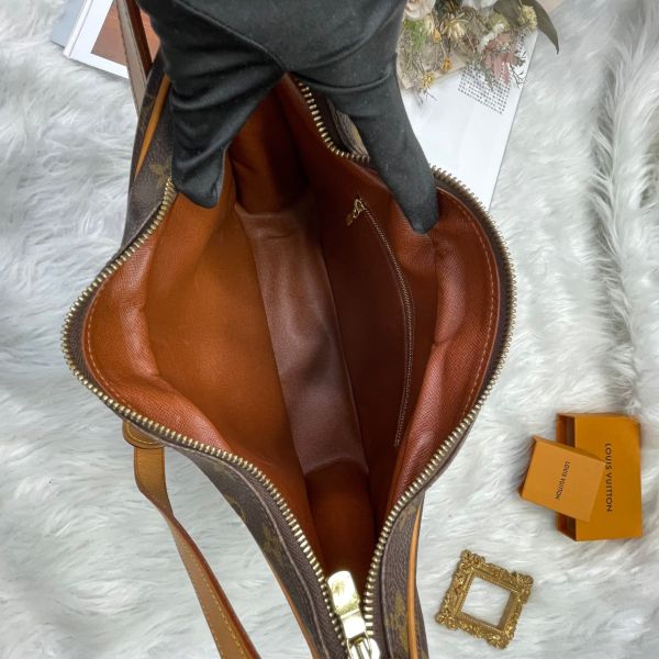 【12期0利率】 LV VTG Boulogne 30老花牛角包【9成新】 