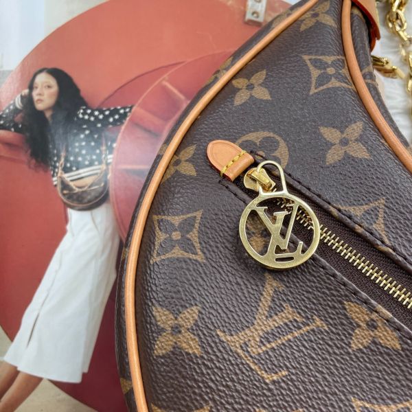 【12期0利率】LV  Loop 老花半月包【95成新】 