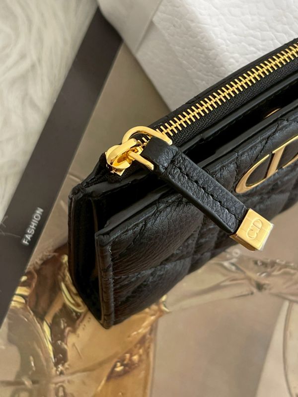 【分期0利率】DIOR Caro Dahlia 錢包【99成新】 