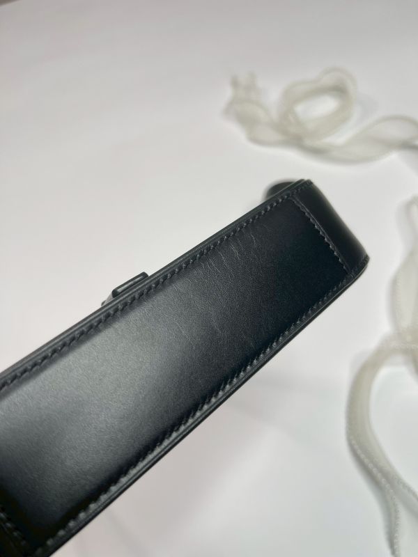 【99成新】YSL le 5 à 7滑面 