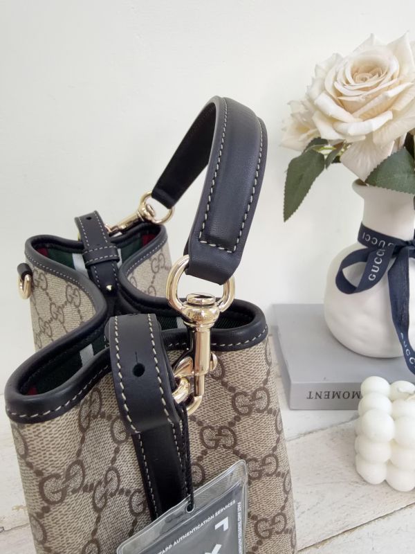 【99成新】GUCCI GG Emblem系列小號水桶包 
