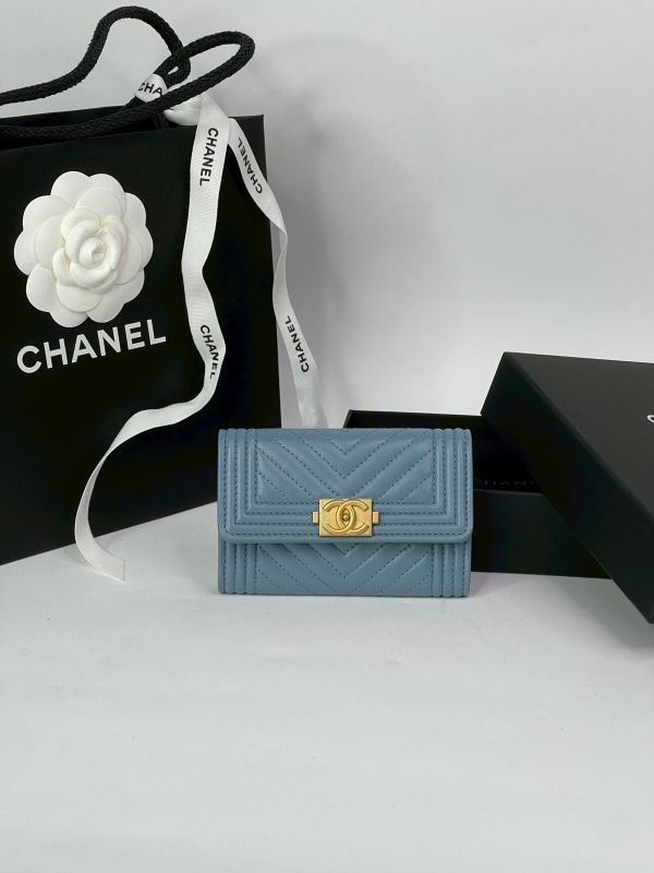 【未使用閒置品】CHANEL BOY山形紋翻蓋卡包 