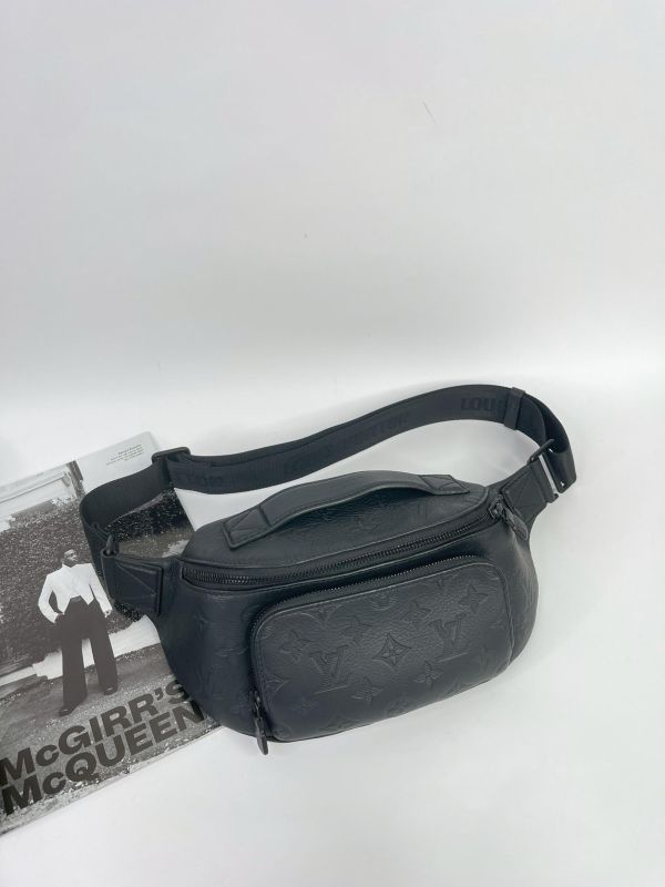 【全新品】LV Rush Bumbag 腰包 