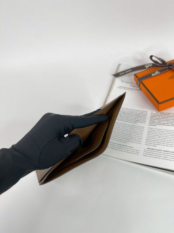 【99成新】HERMES 對開6卡短夾 