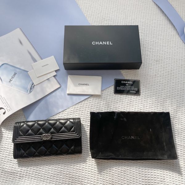 【12期0利率】CHANEL BOY羊皮信封扣式長夾【9成新】 
