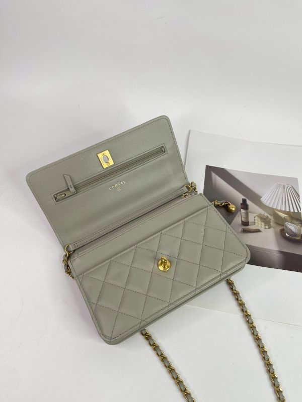 【9成新】CHANEL 羊皮金球WOC 