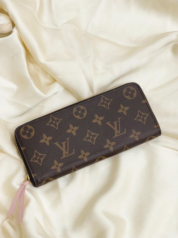 【95成新】 LV Clémence  長夾 粉 