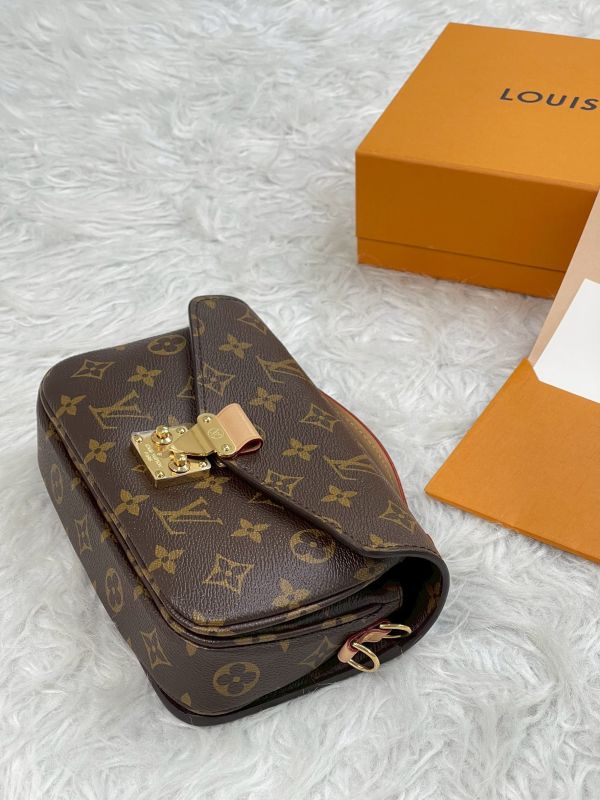 【分期0利率】LV Pochette Métis 小型學院包【95成新】 
