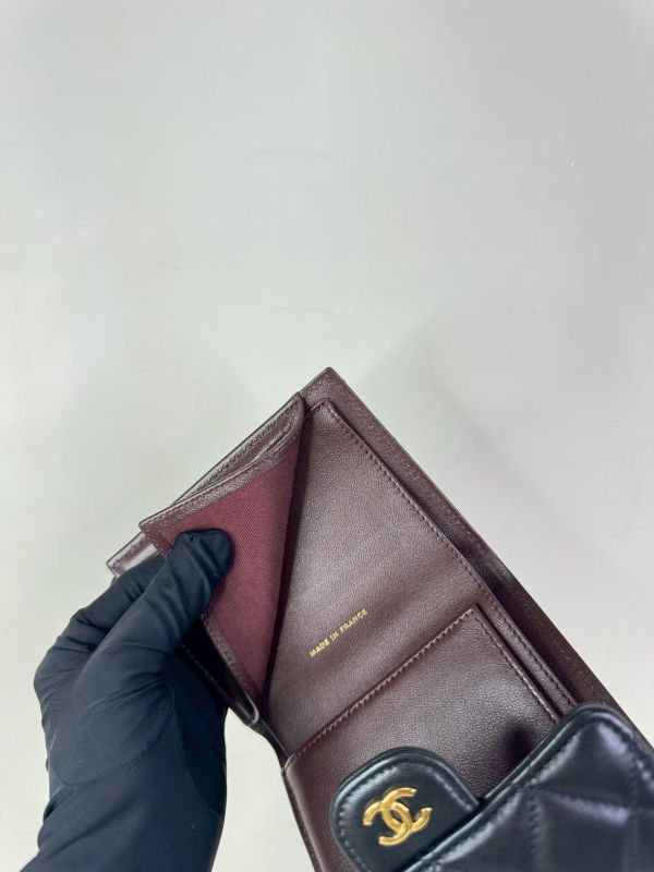 【99成新】CHANEL COCO 背面拉鍊三折短夾 