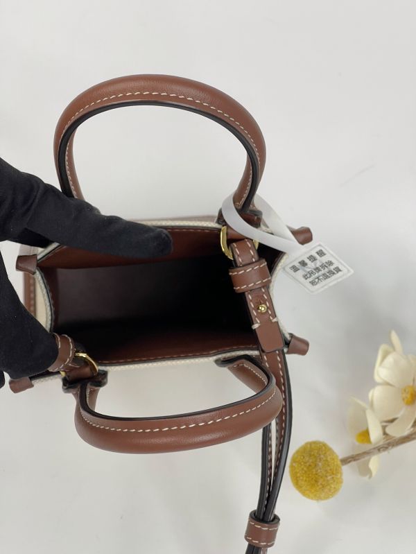 【分期0利率】BURBERRY 迷你FRANCES斜背手機包【99成新】 