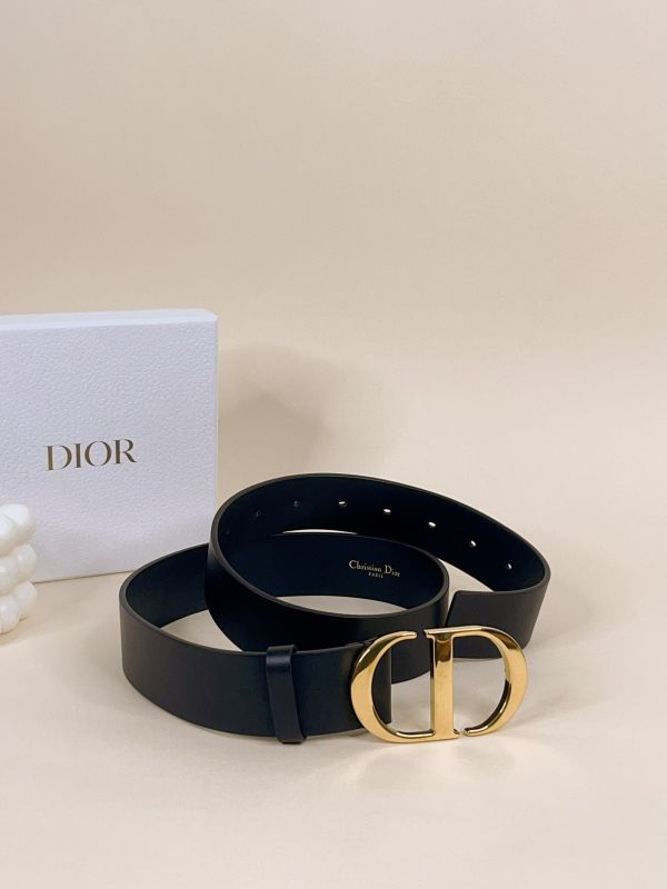 【分期0利率】DIOR  蒙田小牛皮皮帶 3.5公分【9成新】 