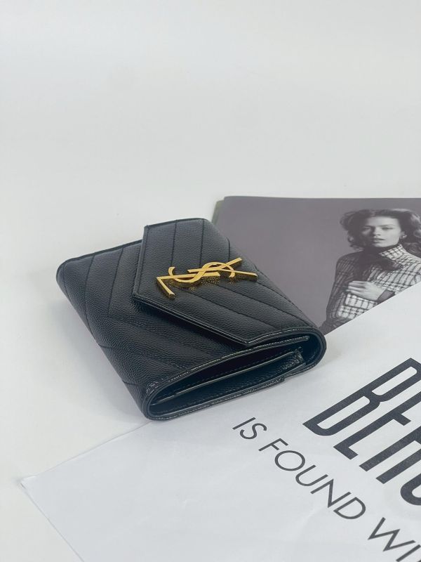 【95成新】YSL 魚子醬三折短夾 